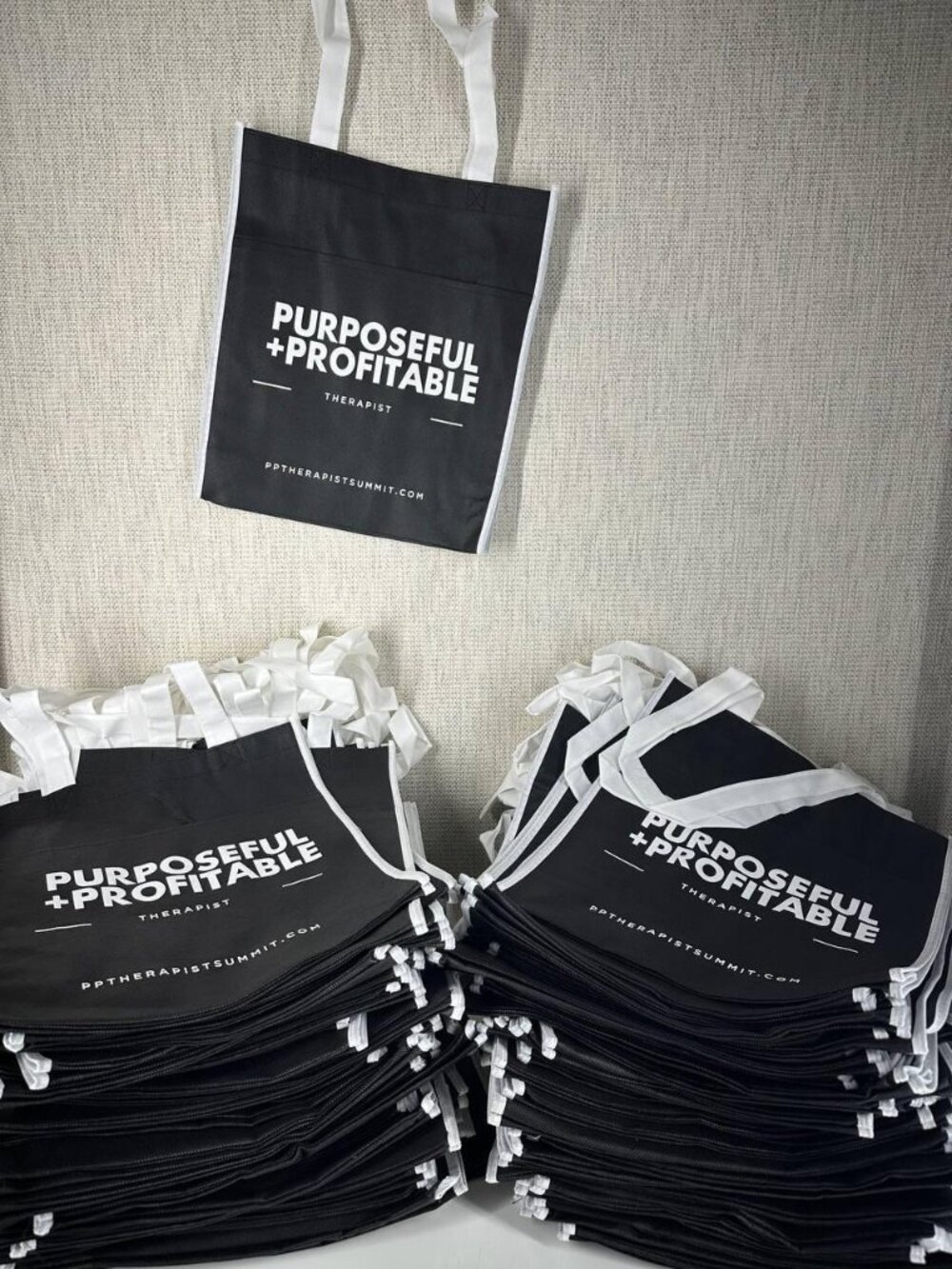 Purposeful Profitable Therapist Tote Bag Black Reusable Shopping New G03-1